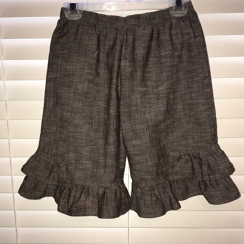 Matilda Jane ruffle crop pants